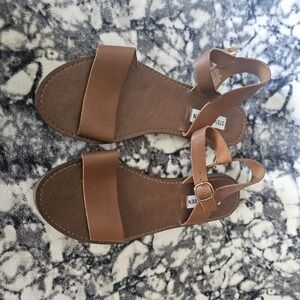 Steve Madden Women's Cognac Sandals 8 Tan Flats Open Toe Ankle Strap